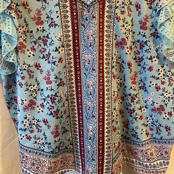 Plus size tops - Picture 11 of 13